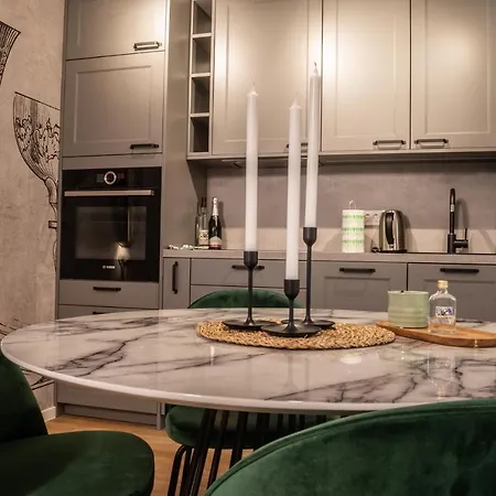 Daire Ljubljana Urban Apartments - Quiet Stay, Free Parking & Netflix Ljubljana