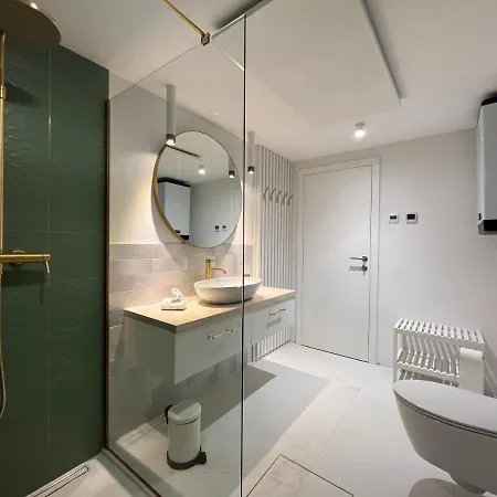 Ljubljana Urban Apartments - Quiet Stay, Free Parking & Netflix * Ljubljana