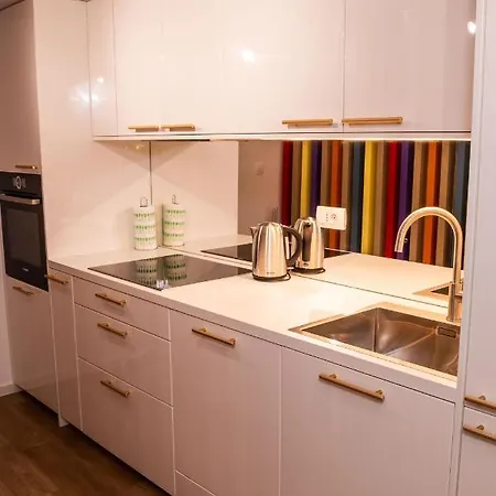 Ljubljana Urban Apartments - Quiet Stay, Free Parking & Netflix Lejlighed *